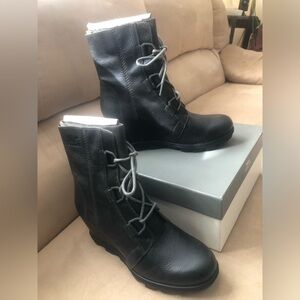 SOREL Waterproof Boots